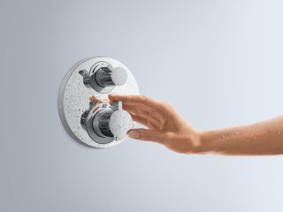 Смеситель Hansgrohe Ecostat S 15758000 для душа с термостатом